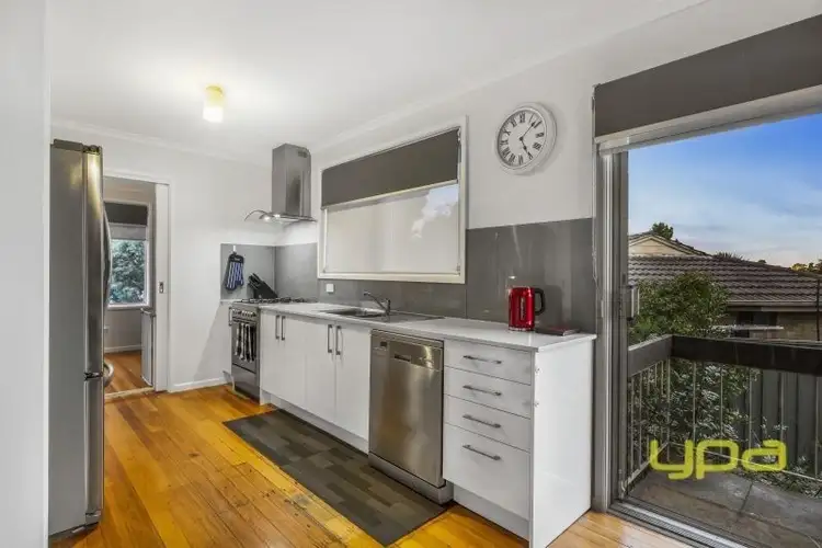 Sixth view of Homely house listing, 10 Taunton Place, Gladstone Park VIC 3043