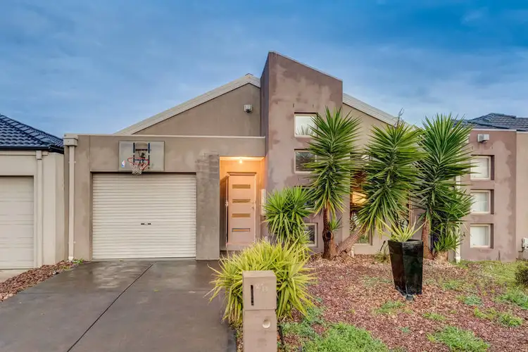 Main view of Homely unit listing, 2/14 Jade Way, Hillside VIC 3037