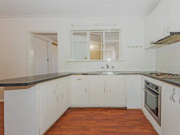 Fourth view of Homely house listing, 1/93 Heaths Road, Hoppers Crossing VIC 3029