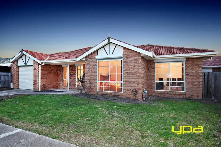 17 Meade Way, Sydenham VIC 3037