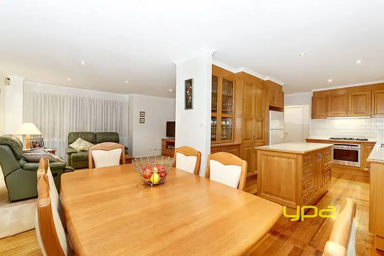 Fourth view of Homely house listing, 3 Forest Court, Gladstone Park VIC 3043