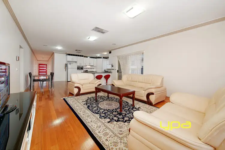 Sixth view of Homely house listing, 5 Kennet Way, Craigieburn VIC 3064