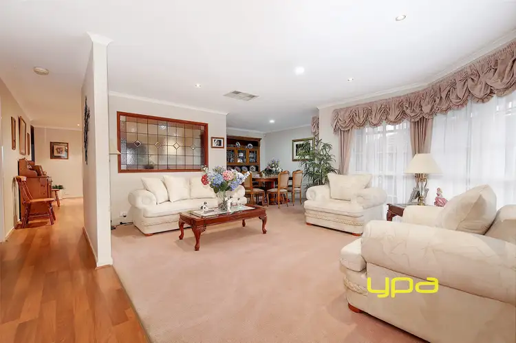 Second view of Homely house listing, 33 Longhurst Crescent, Hillside VIC 3037