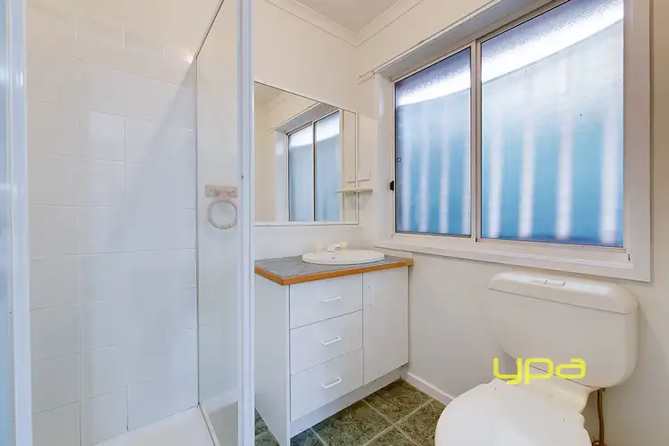 Sixth view of Homely house listing, 8 Penshurst Court, Hillside VIC 3037