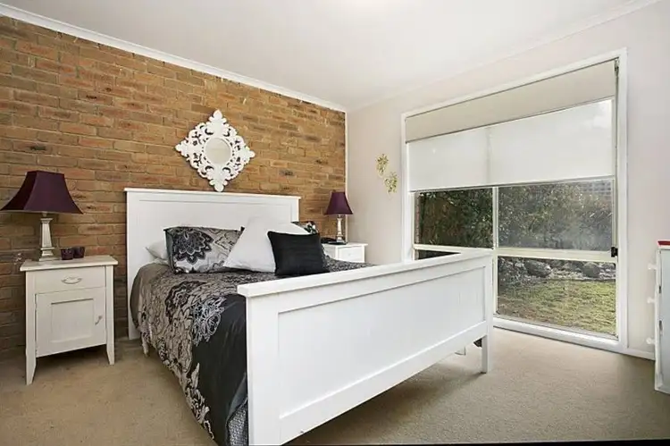 Fifth view of Homely unit listing, 1/3 Hoylake Court, Sunbury VIC 3429