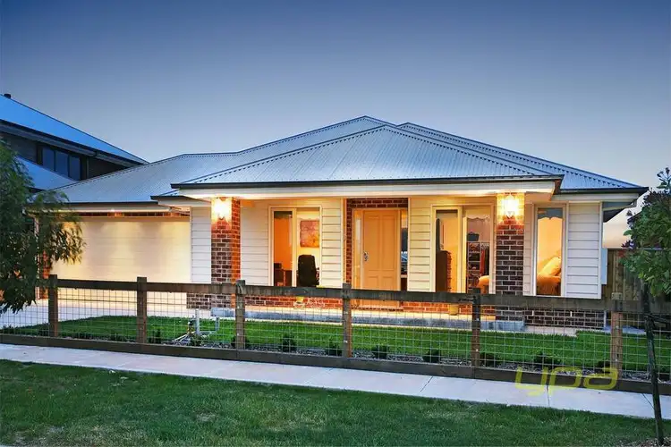 6 Edenhope Place, Eynesbury VIC 3338