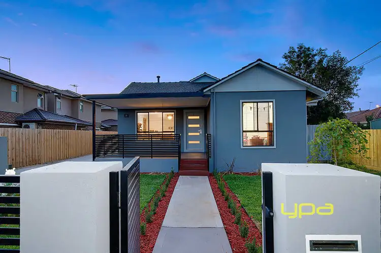 Main view of Homely unit listing, 1/33 Lahinch Street, Broadmeadows VIC 3047