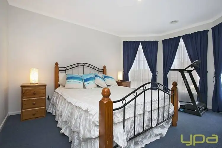 Fifth view of Homely house listing, 6 Agar Place, Sunbury VIC 3429