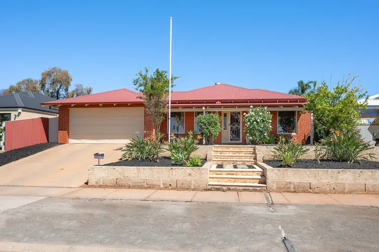 22 Nganka Way, Hannans WA 6430
