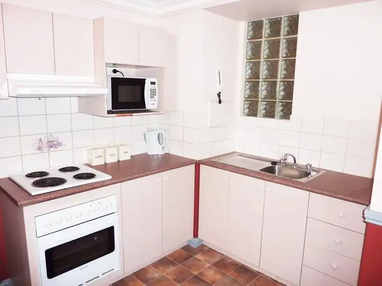 Sixth view of Homely unit listing, 6/36 Piesse Street, Boulder WA 6432