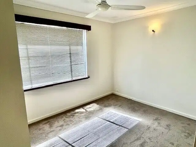 Seventh view of Homely semi-detached listing, 3A Eureka Street, Hannans WA 6430