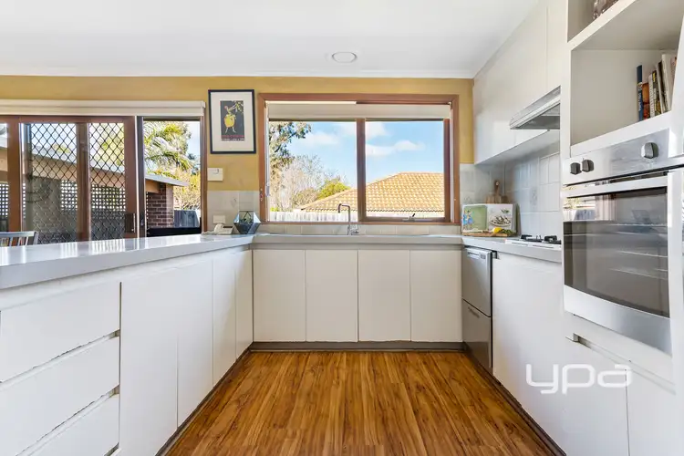 Second view of Homely house listing, 6 Gowrie Court, Sunbury VIC 3429