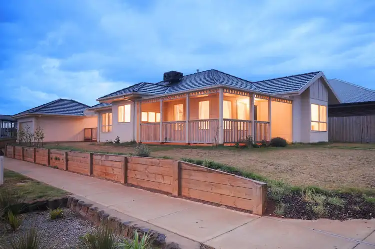 28 St Arnaud Road, Eynesbury VIC 3338