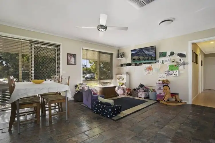 Third view of Homely house listing, 5 Bonny Brae Court, Sunbury VIC 3429