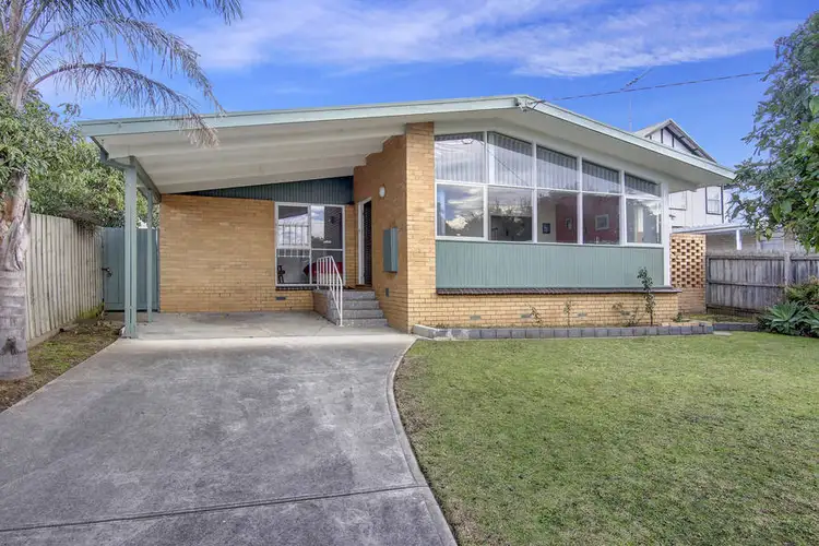 11 Wilson Crescent, Dromana VIC 3936