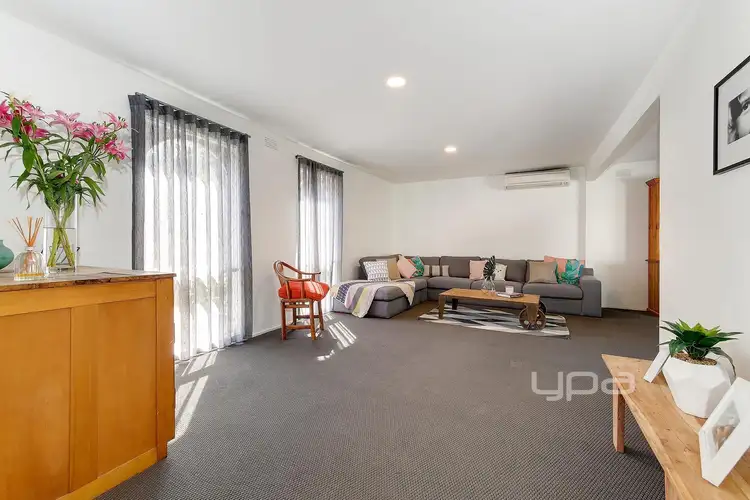 Fourth view of Homely house listing, 17 Fadden Grove, Sunbury VIC 3429