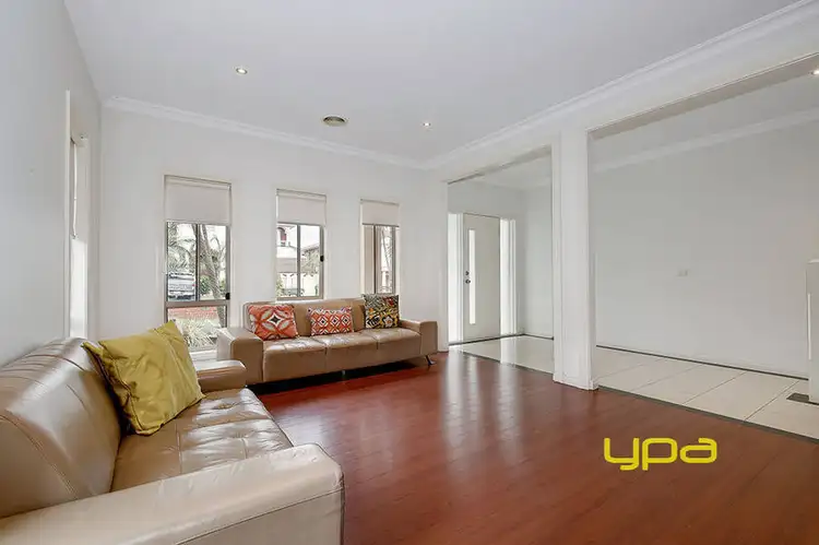 Sixth view of Homely house listing, 2 Darnley Place, Roxburgh Park VIC 3064