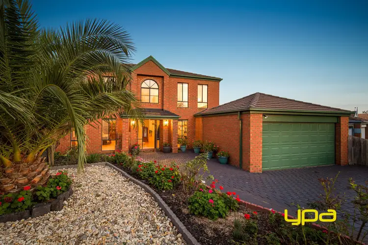 15 Panorama Drive, Hillside VIC 3037