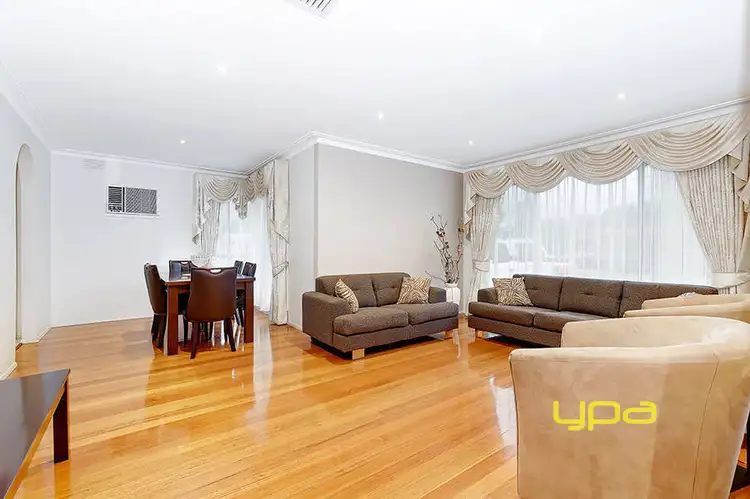 Fourth view of Homely house listing, 6 Ashwood Close, Gladstone Park VIC 3043