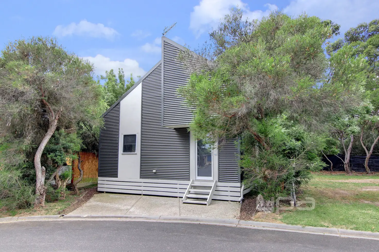Main view of Homely unit listing, 15/131 Nepean Highway, Dromana VIC 3936