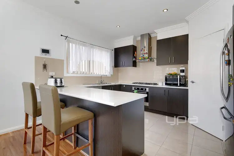 Second view of Homely house listing, 2/8 Northern Crescent, Craigieburn VIC 3064