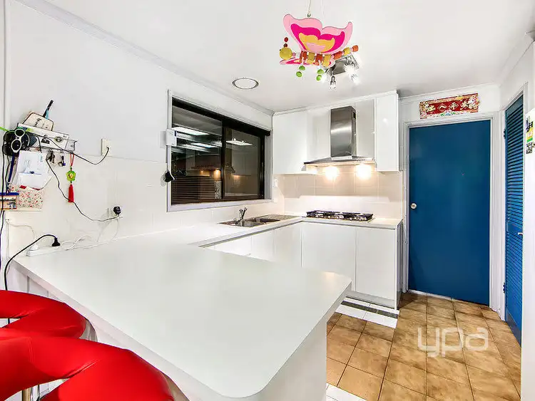 Fourth view of Homely house listing, 3 Baron Court, Kings Park VIC 3021