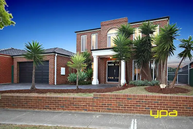 10 Mockridge Avenue, Burnside VIC 3023