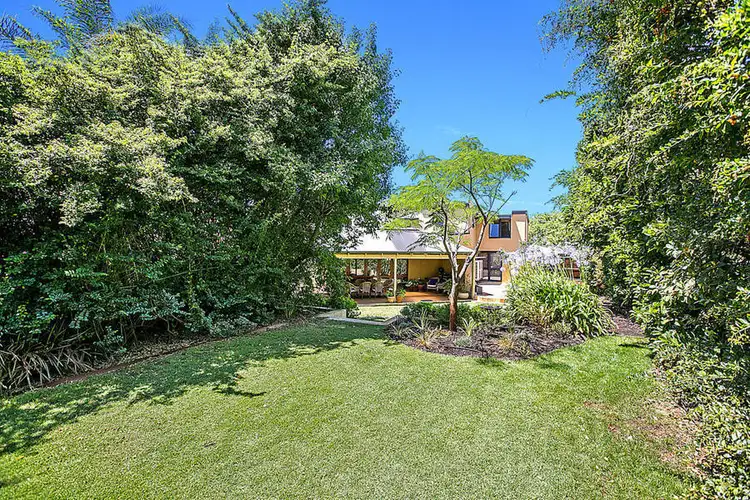 10 Crest Avenue, Mount Pleasant WA 6153