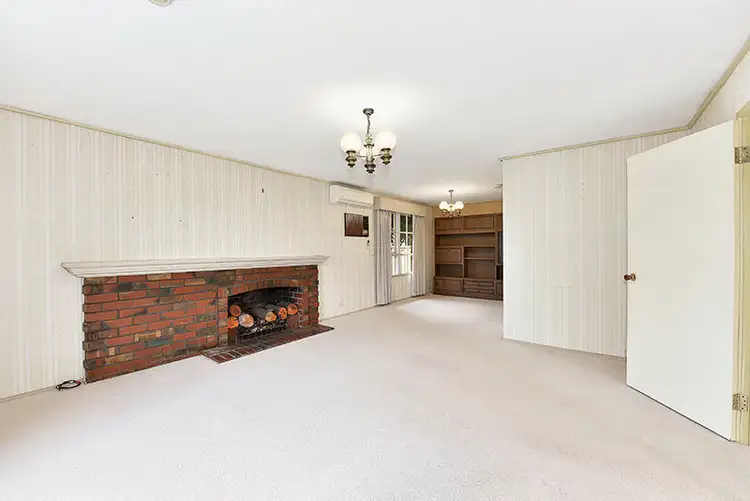 Second view of Homely house listing, 9 Dolphin Court, Gladstone Park VIC 3043