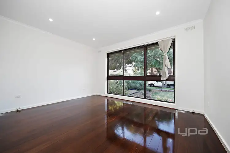 Seventh view of Homely house listing, 4 Itala Court, Keilor Downs VIC 3038