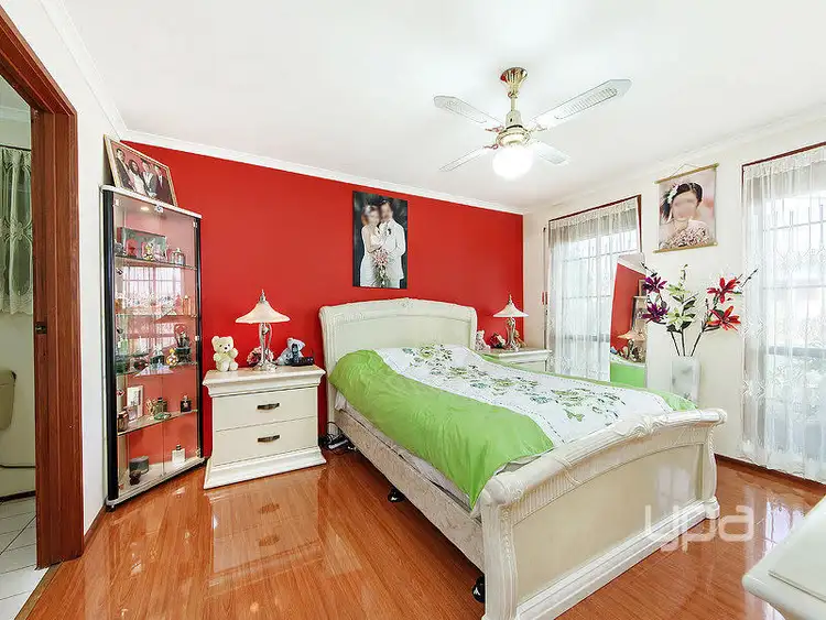 Fifth view of Homely house listing, 20 Unicorn Way, Kings Park VIC 3021