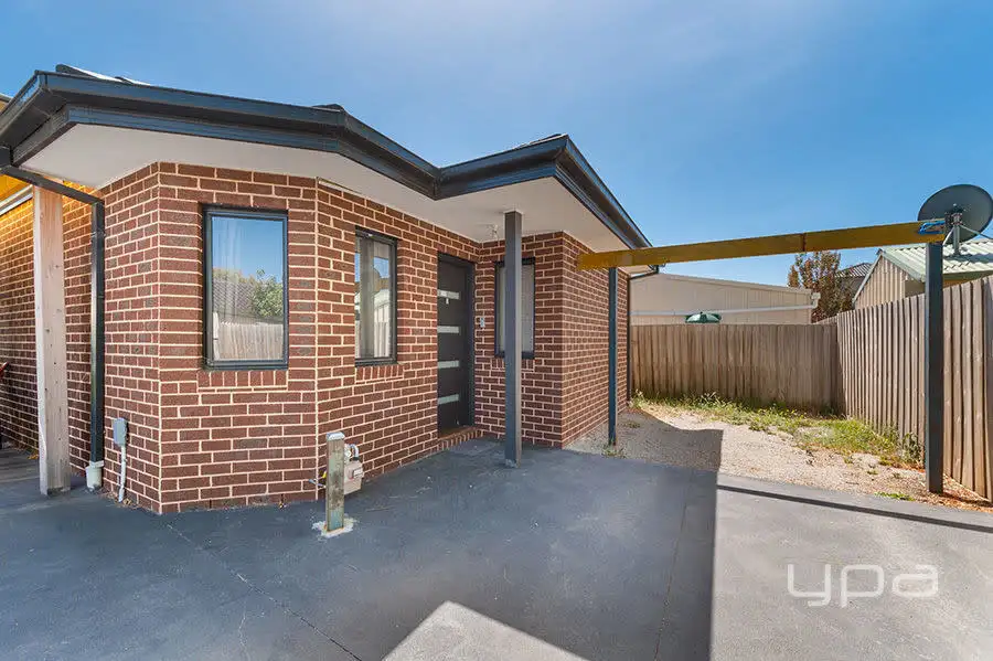 Main view of Homely unit listing, 2A Southern Crescent, Craigieburn VIC 3064