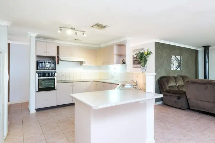 Fourth view of Homely house listing, 8 Wright Court, Somerville WA 6430