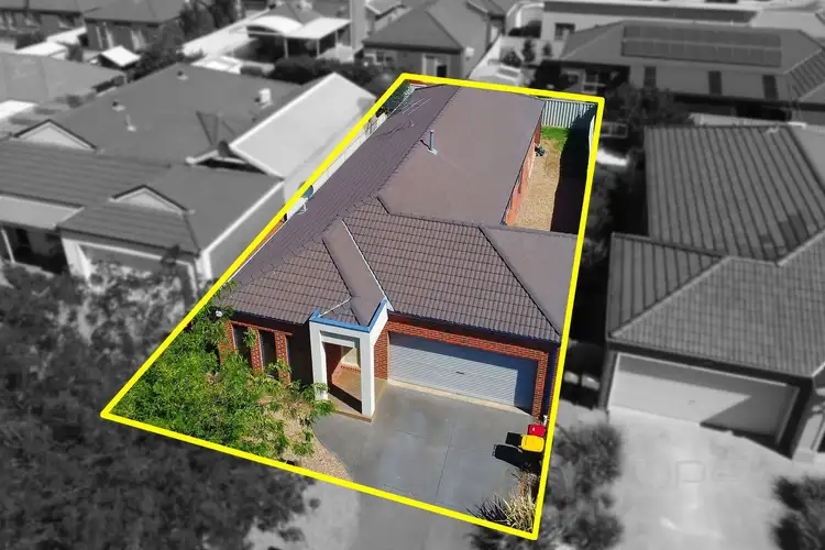 Fourth view of Homely house listing, 11 Dunstall Gardens, Caroline Springs VIC 3023