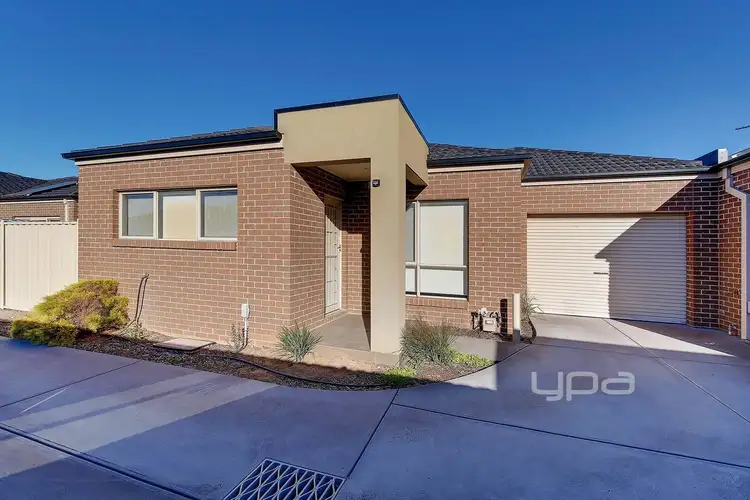 2/3 Trinca Court, Werribee VIC 3030