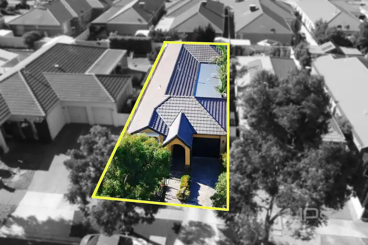 Fourth view of Homely house listing, 10 Naracoorte Drive, Caroline Springs VIC 3023
