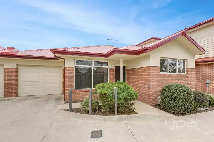 4/3 Redwood Drive, Hoppers Crossing VIC 3029