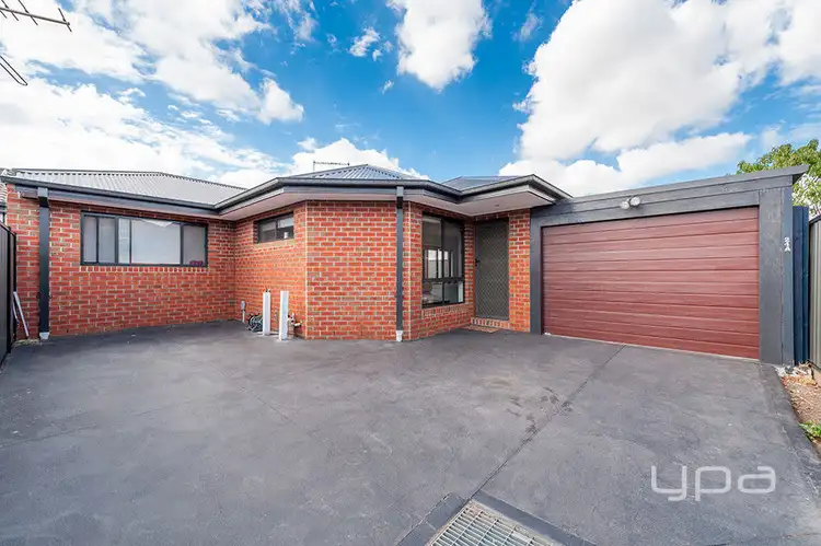 24A Hopkins Way, Meadow Heights VIC 3048