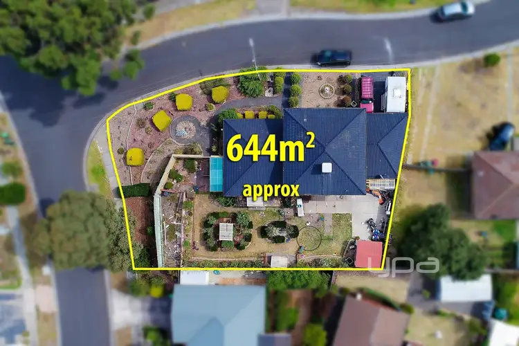 Second view of Homely house listing, 2 Kirkbride Way, Craigieburn VIC 3064