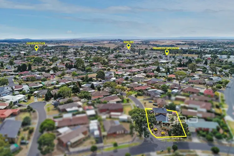 Third view of Homely house listing, 2 Kirkbride Way, Craigieburn VIC 3064