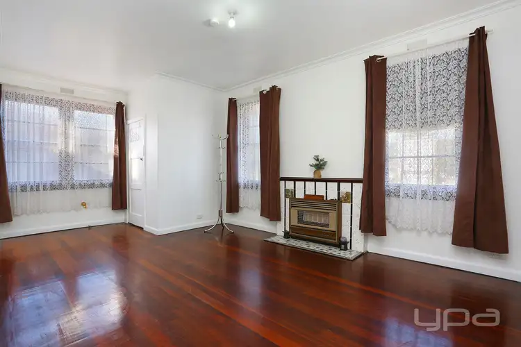 Second view of Homely house listing, 3 Rose Court, Reservoir VIC 3073