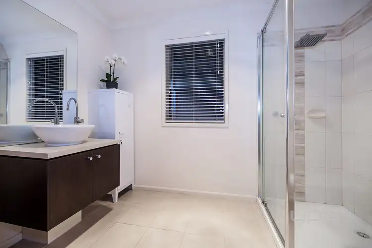 Sixth view of Homely house listing, 124 Tenterfield Drive, Burnside Heights VIC 3023