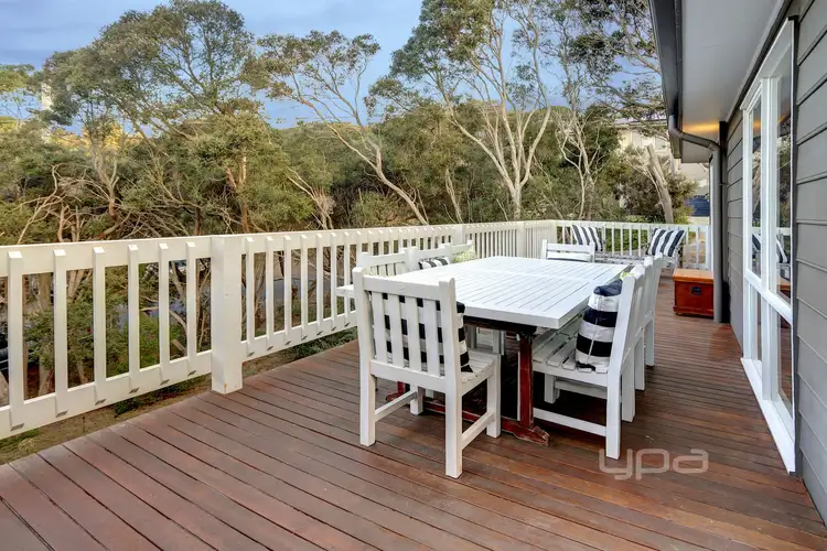 4 Yarrayne Street, Rye VIC 3941