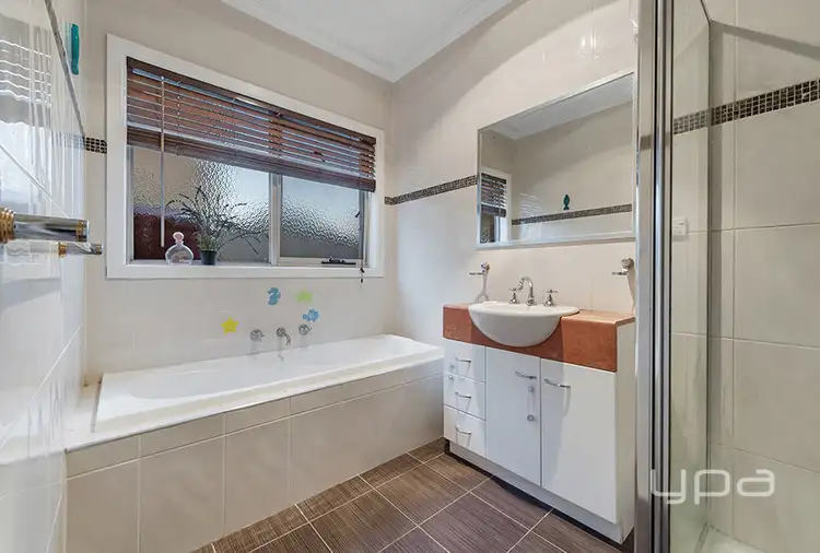 Seventh view of Homely house listing, 3 Strathallan Grove, Craigieburn VIC 3064