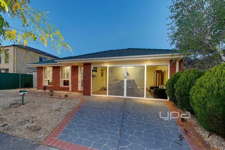 69 Sandover Drive, Roxburgh Park VIC 3064