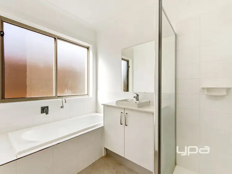 Sixth view of Homely house listing, 2 Hakea Place, Brookfield VIC 3338