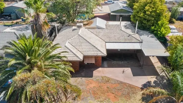 210 Hare Street, Lamington WA 6430