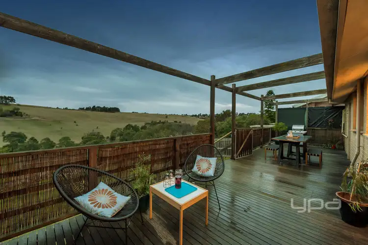 80 Erinbank Crescent, Westmeadows VIC 3049
