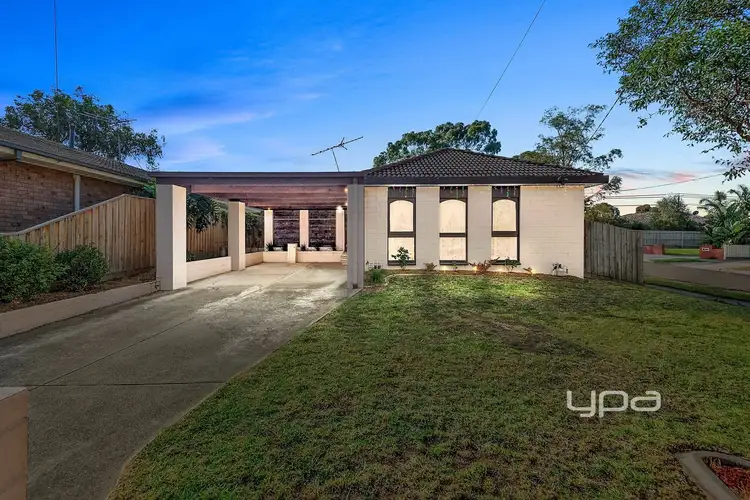 2 Blyton Crescent, Sunbury VIC 3429