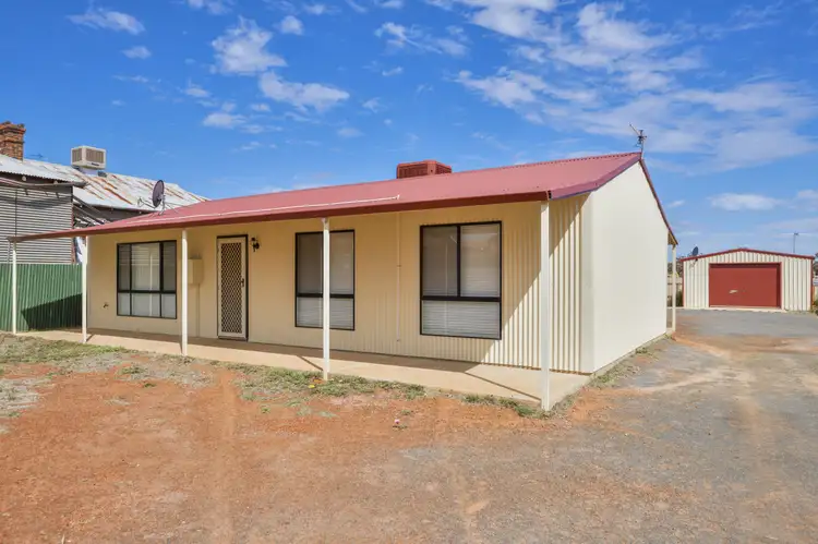 79 Bayley Street, Coolgardie WA 6429